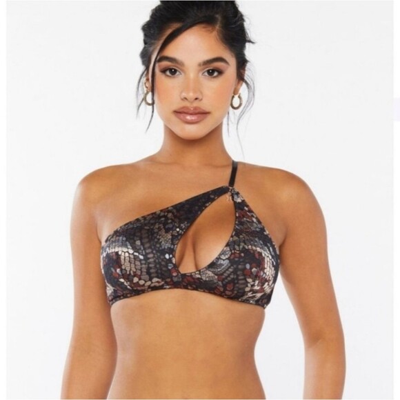 NWT Savage X Fenty Cold-Hearted Snake Asymmetrical Lace Bralette SZ Medium - Picture 1 of 9